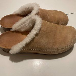 Jenni Kayne Shearling-Lined Moc Clog, size 40